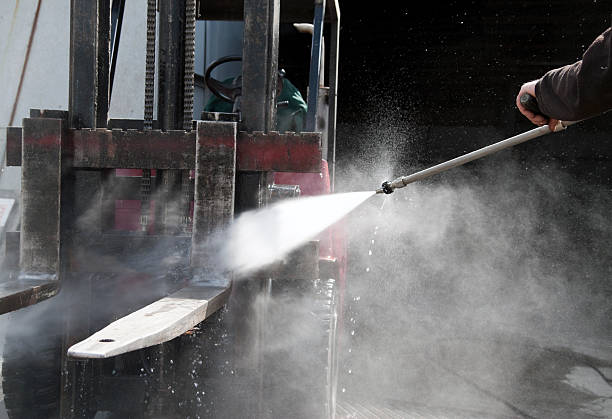 Why Choose Our Certified Pressure Washing Experts for Your Project Needs in Blackfoot, ID?